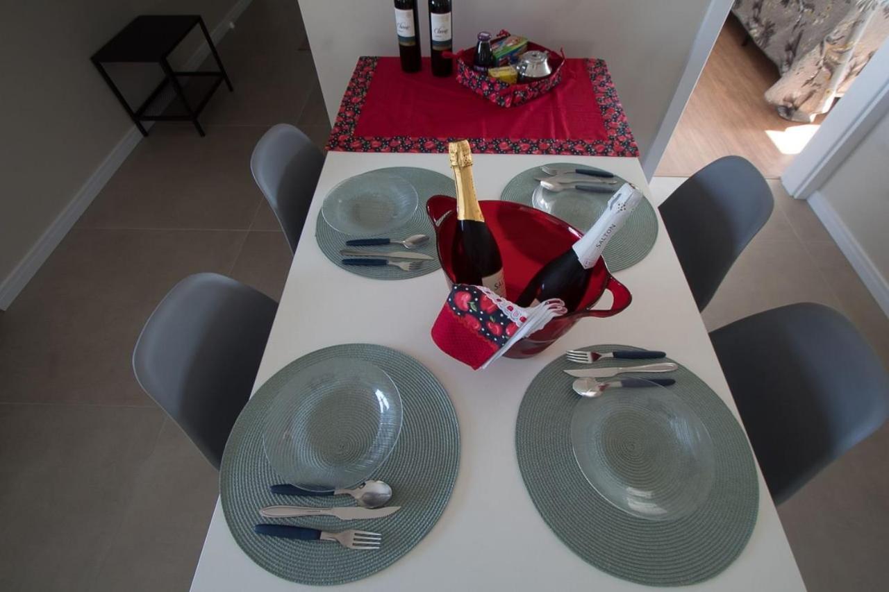 Dallas Apartamentos Na Via Gastronomica-Estacionamento-Amplos E Equipados-Wifi Bento Goncalves Luaran gambar