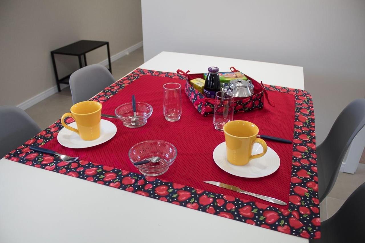 Dallas Apartamentos Na Via Gastronomica-Estacionamento-Amplos E Equipados-Wifi Bento Goncalves Luaran gambar
