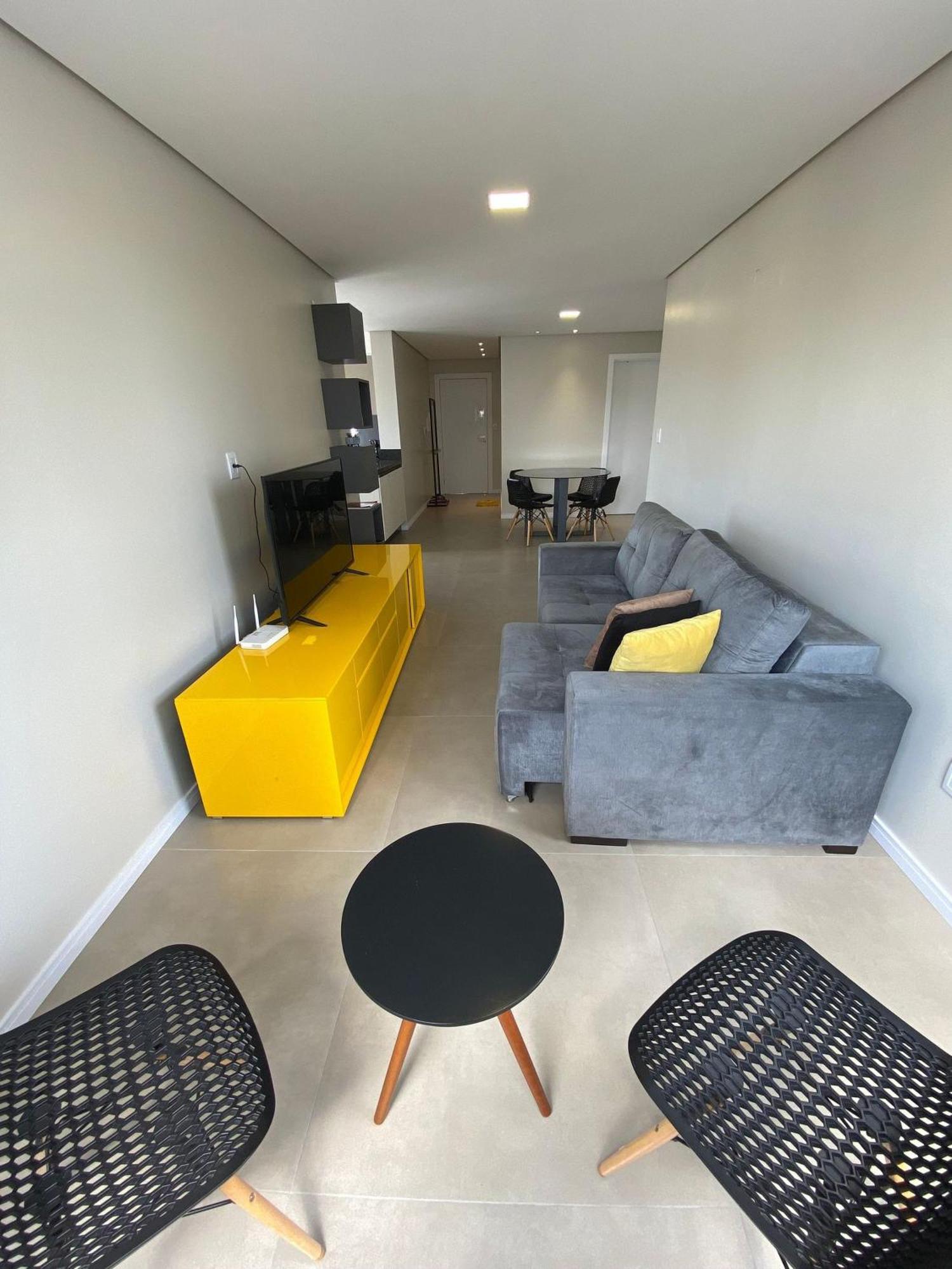 Dallas Apartamentos Na Via Gastronomica-Estacionamento-Amplos E Equipados-Wifi Bento Goncalves Luaran gambar